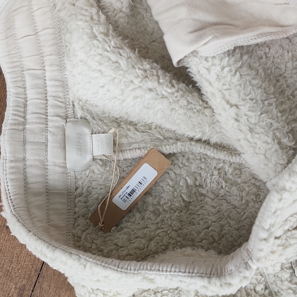 SKIMS Teddy Jogger - Bone NWT - Picture 6 of 6